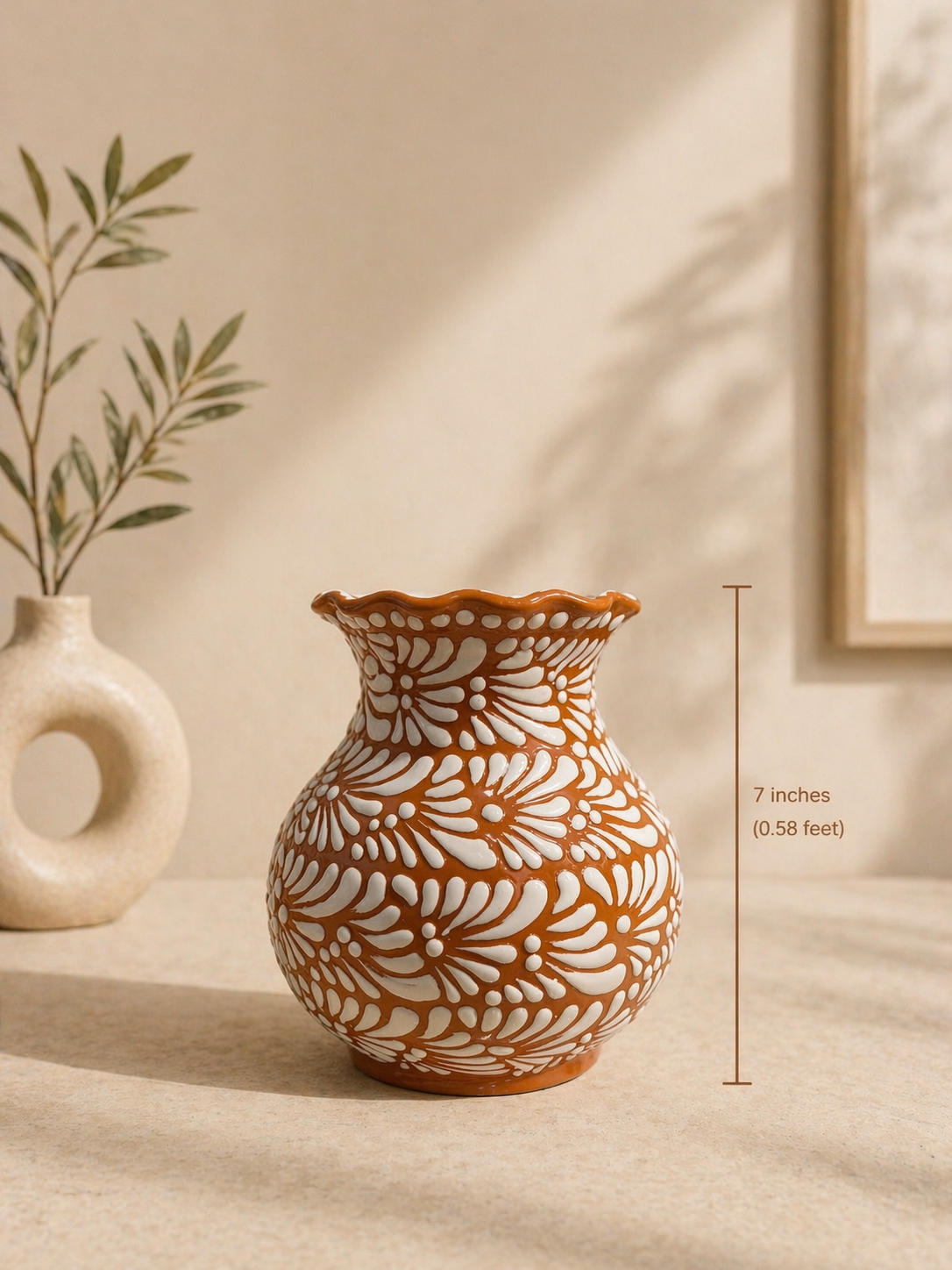 Ruffled rim vase