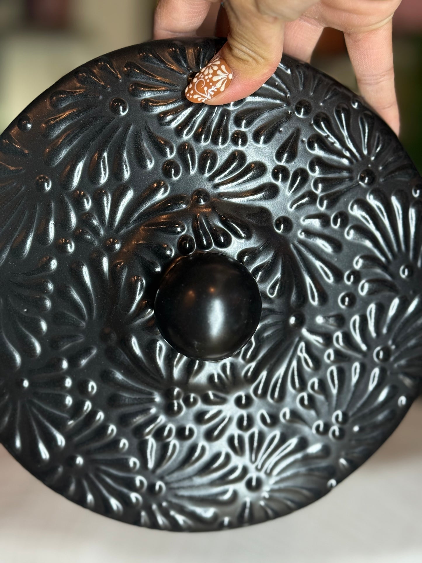 Matte black tortillero
