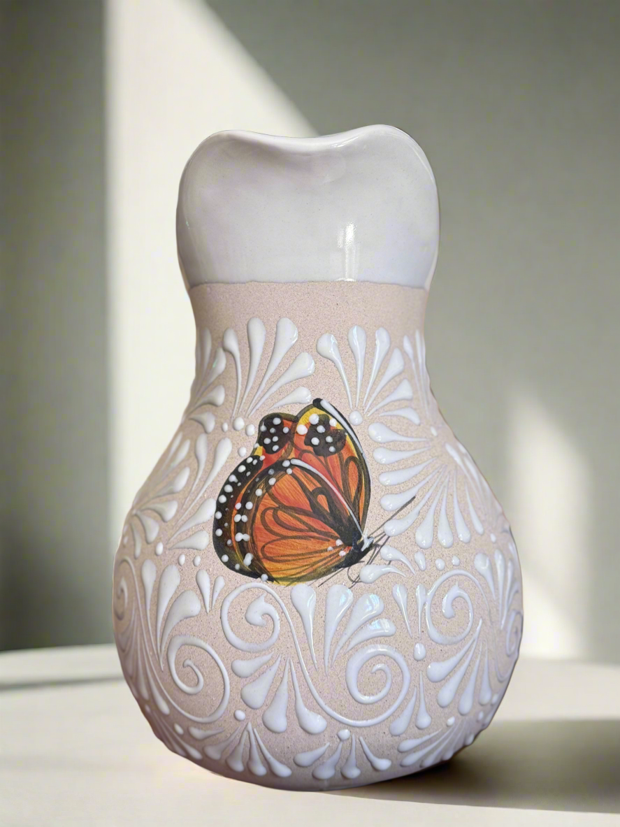Butterfly pitcher