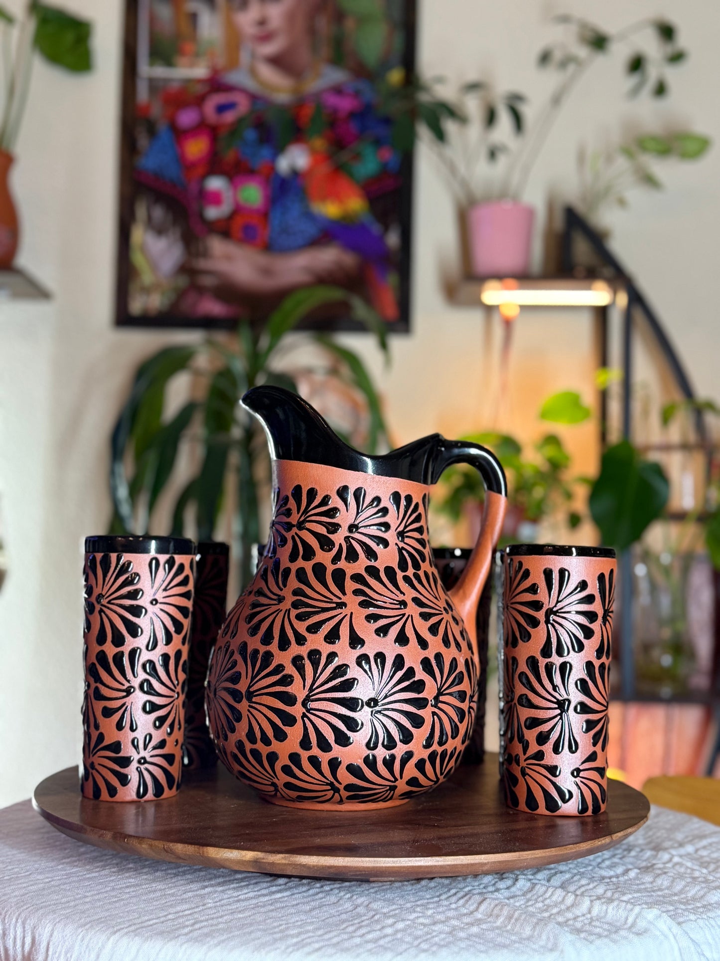 Classic brown and black pitcher set