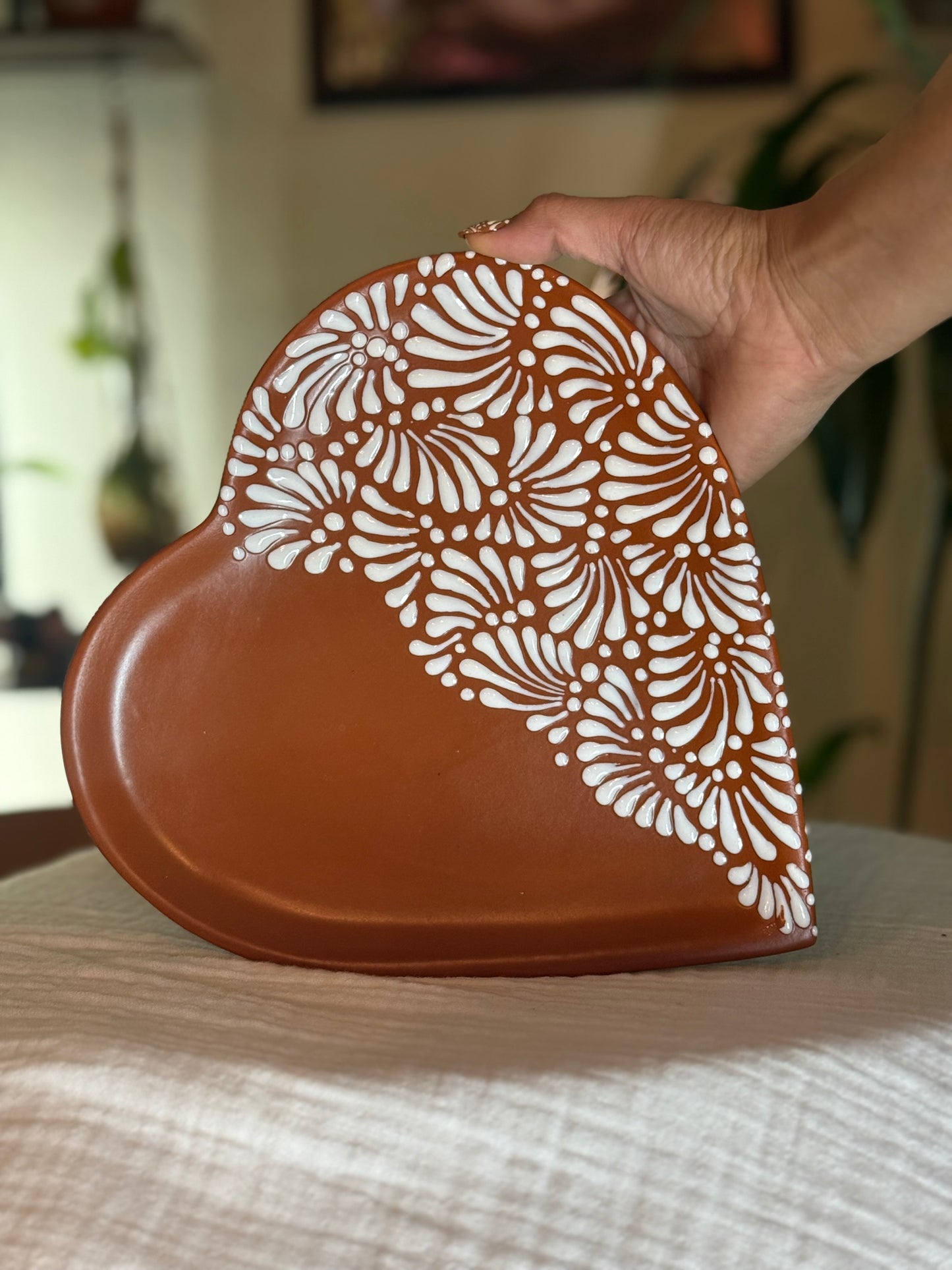 Heart shape plate (A)