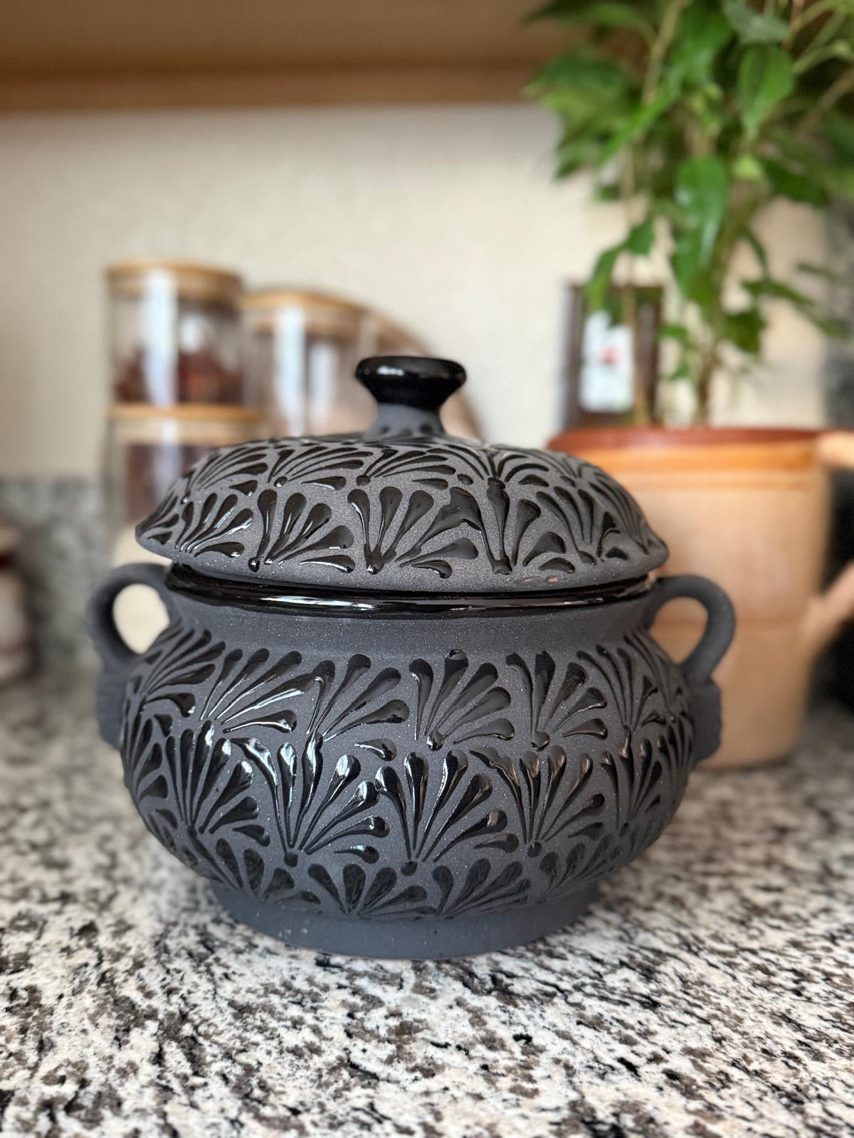 Serving dish