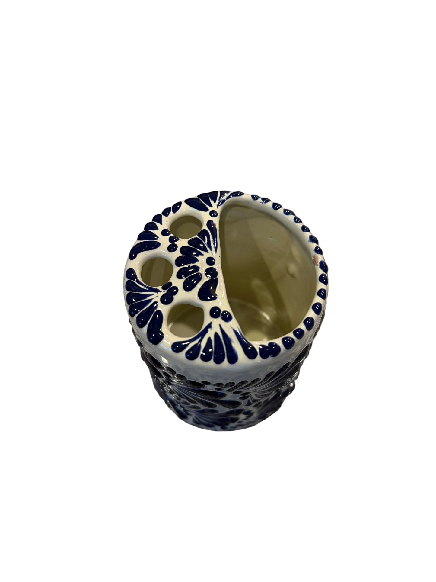 Blue plumeado toothbrush holder
