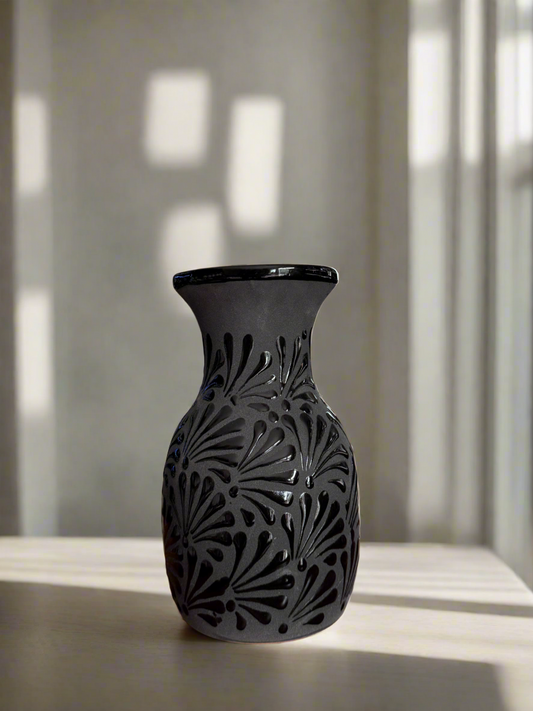 Trumpet flower vase