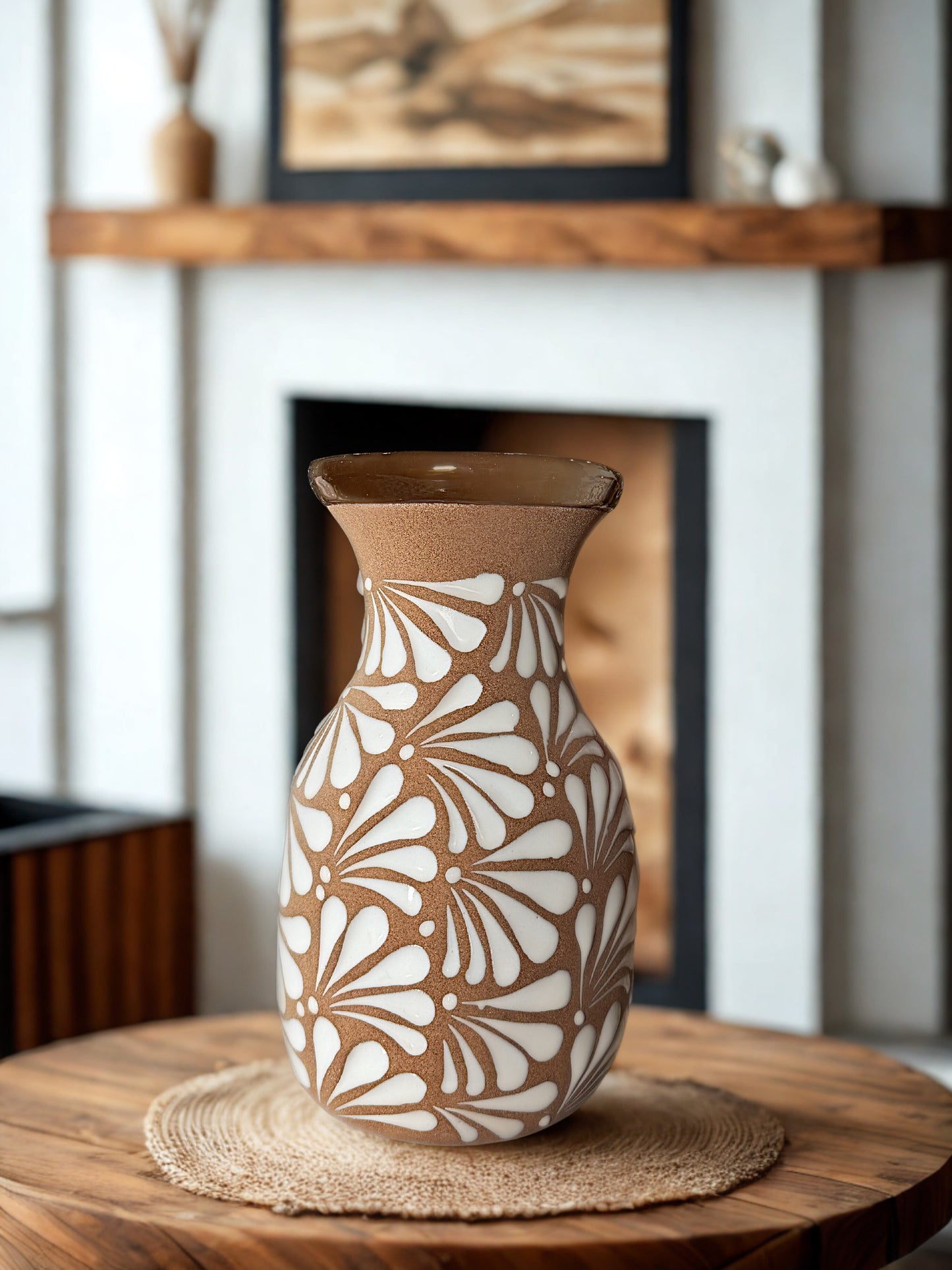 Brown trumpet flower vase