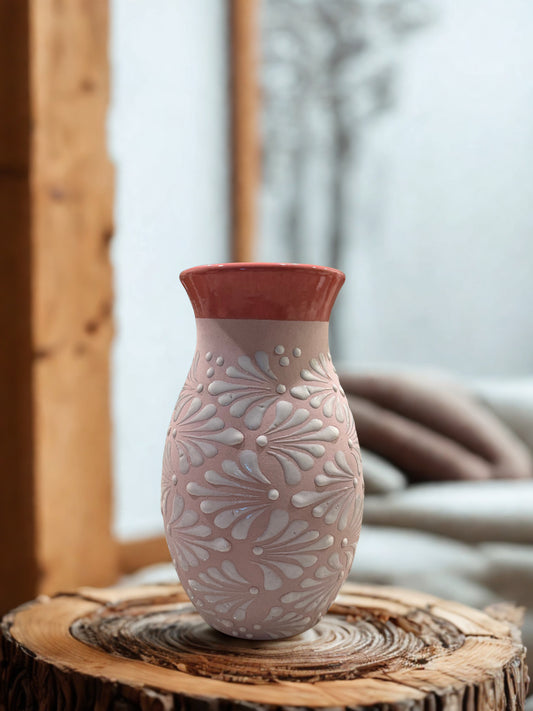 Sandy pink flower vase