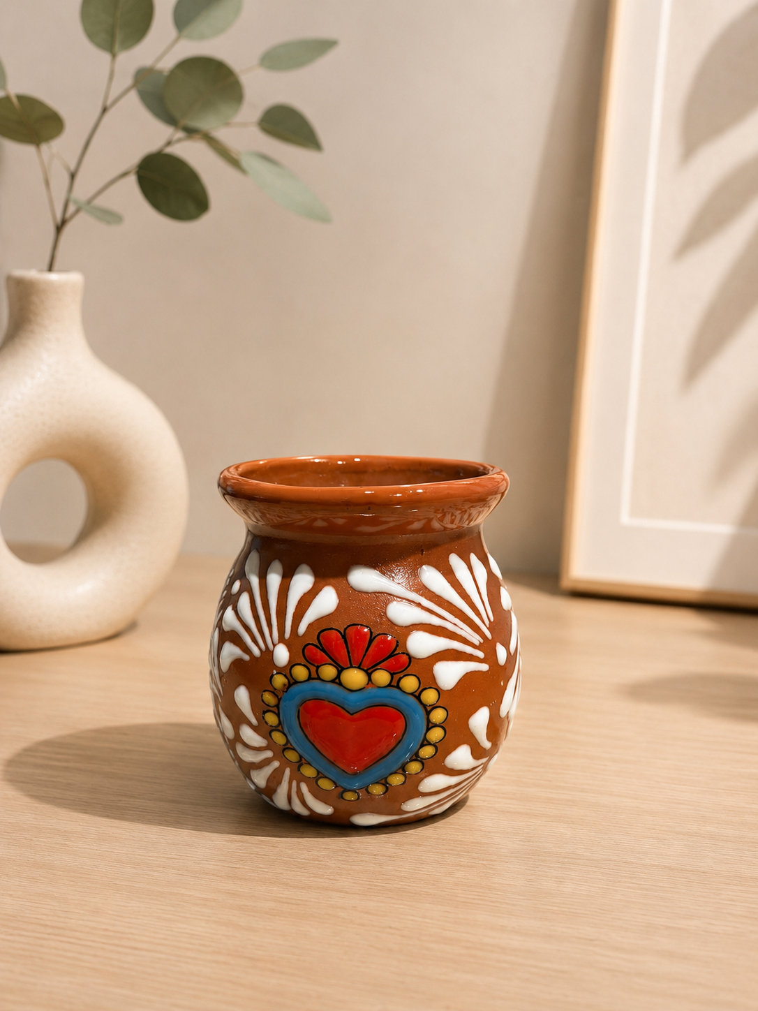Heart cafe de olla with brown rim