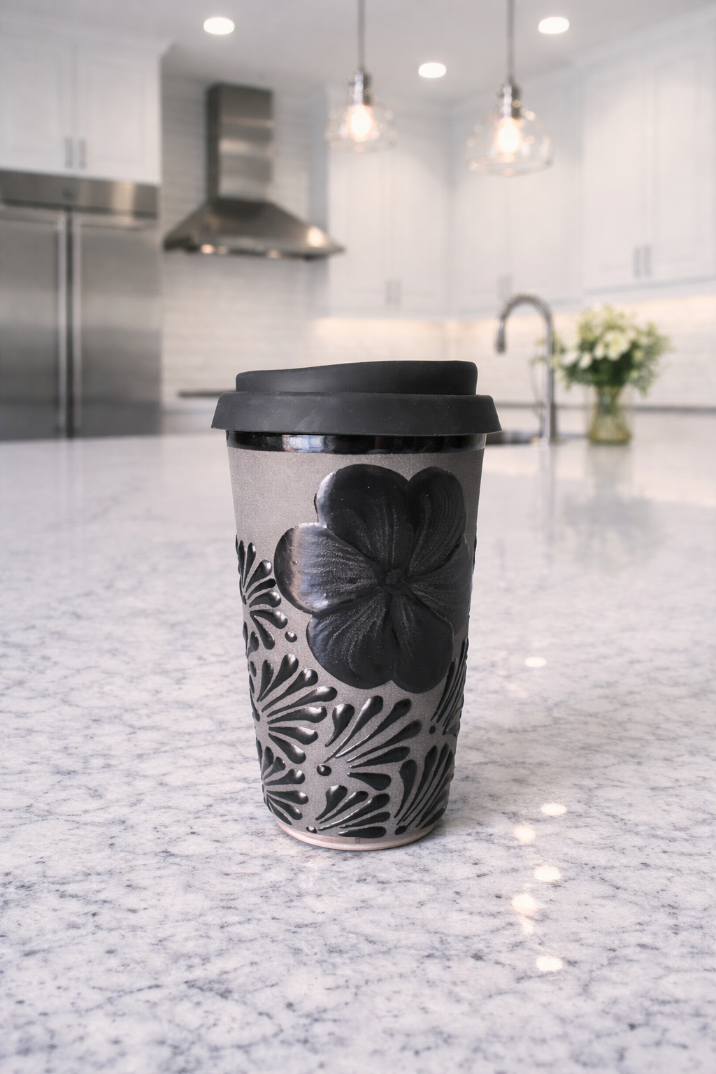 Matte black flower termo