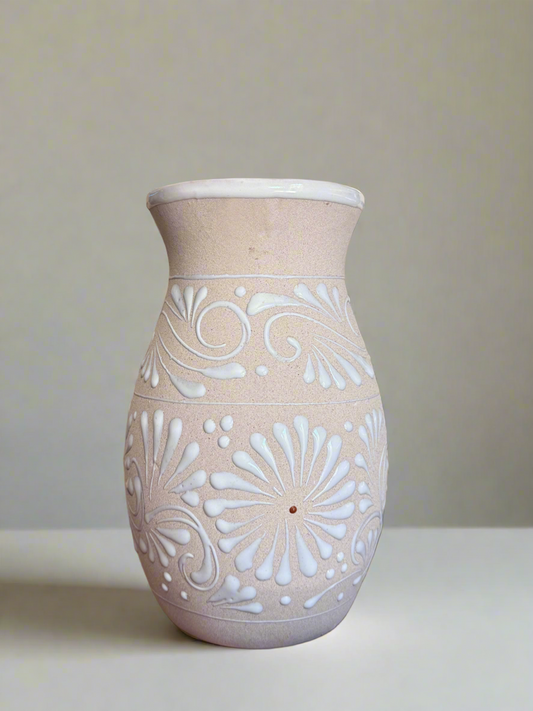 Sandy white with flower detail