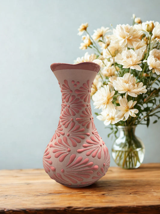 Sandy pink with pink detail chino vase