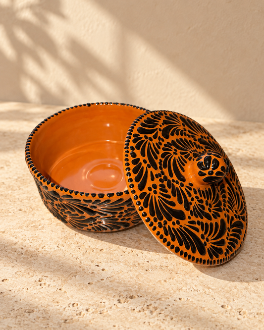Brown and black tortilla warmer estilo puebla