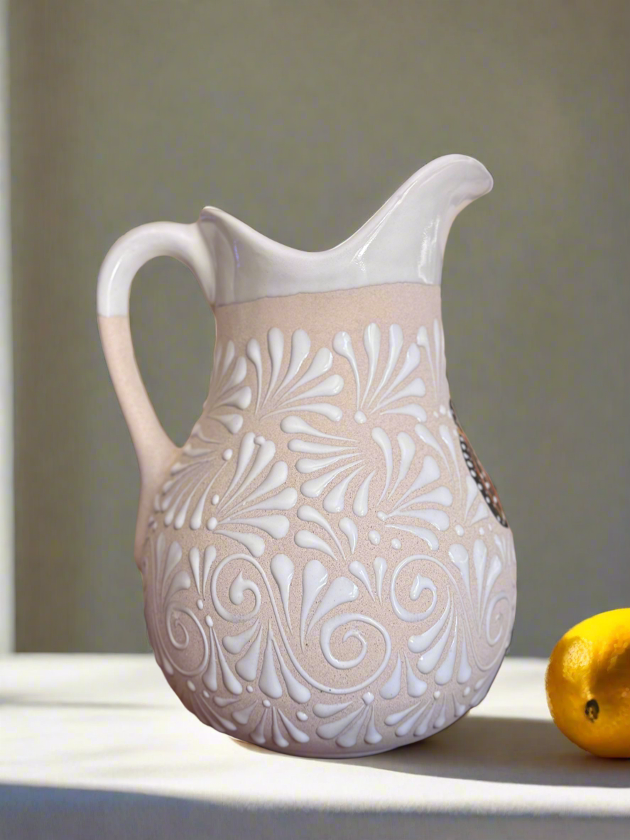 Butterfly pitcher